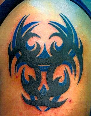 Niebiesko-czarny tribal